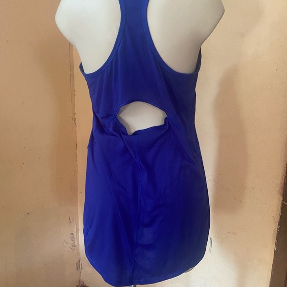 Athleta Blue and White Sleeveless Tank Top - Picture 4 of 11